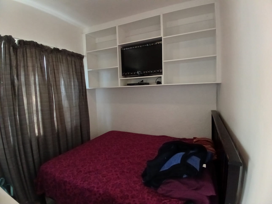 1 Bedroom Property for Sale in Glenlilly Western Cape